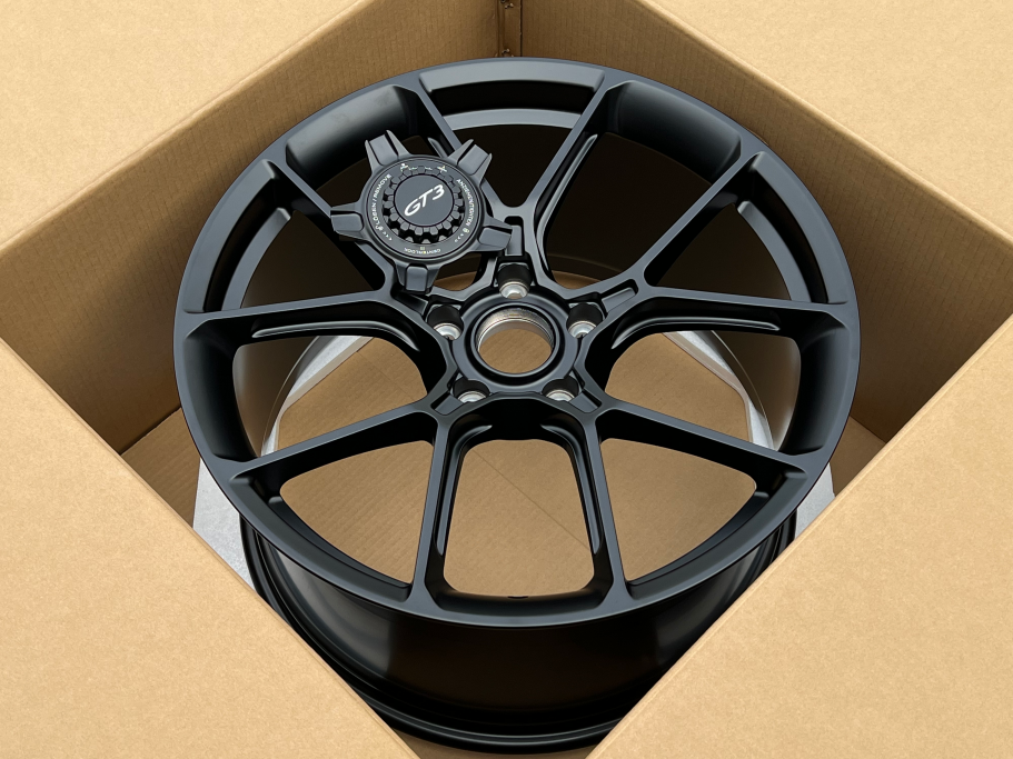 LOT DE  4 Jantes neuves 21' 5x130 look GTS Sport silver pour PORSCHE. GT 3 8.5X20 ET 11x21"